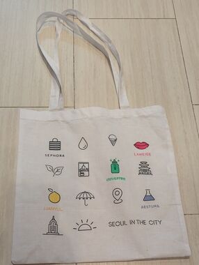 White Linen Tote Bag with Cosmetic Icons